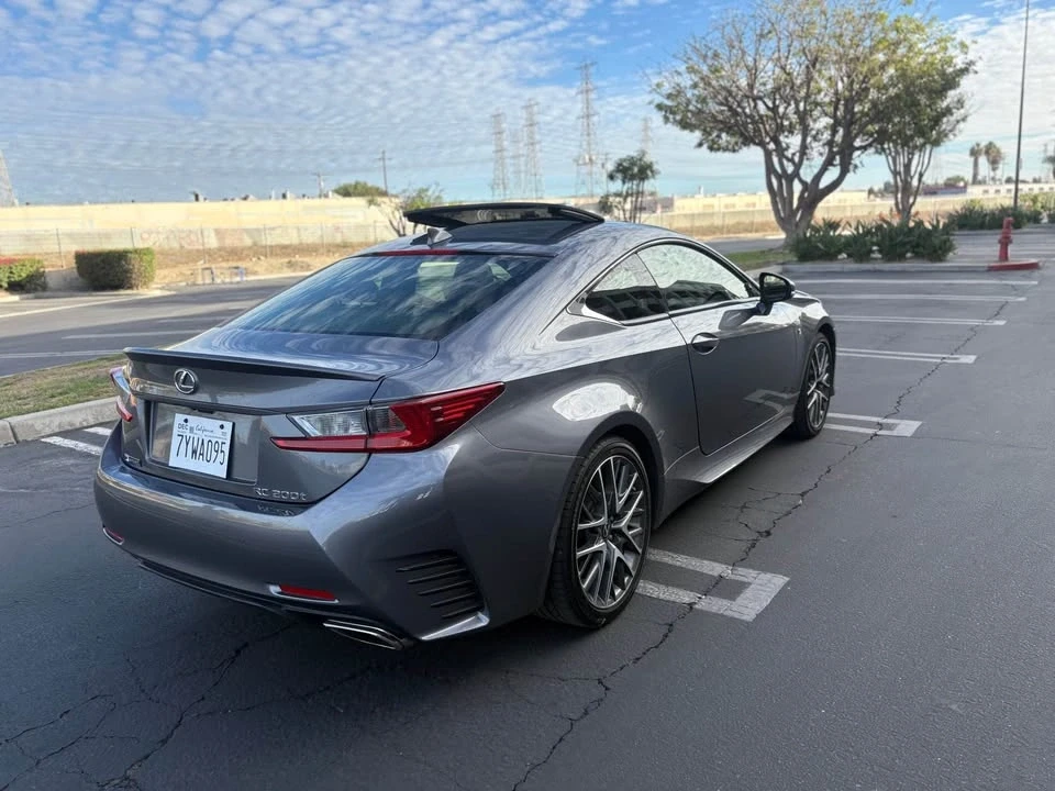 2017 Lexus RC - Image 5 of 12