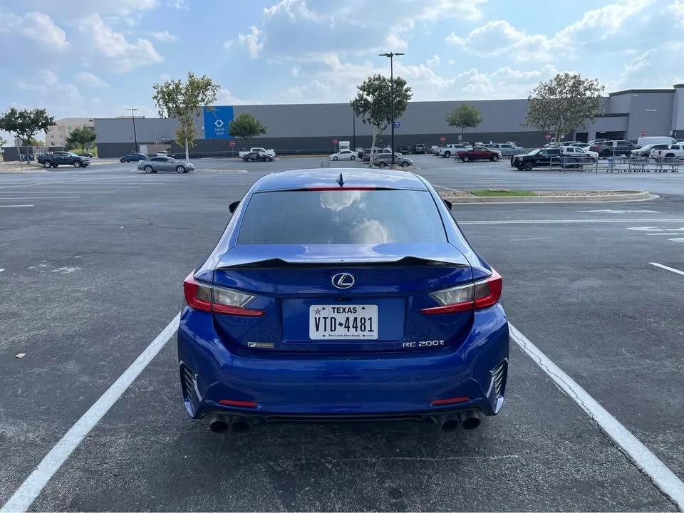 2017 Lexus RC - Image 5 of 20