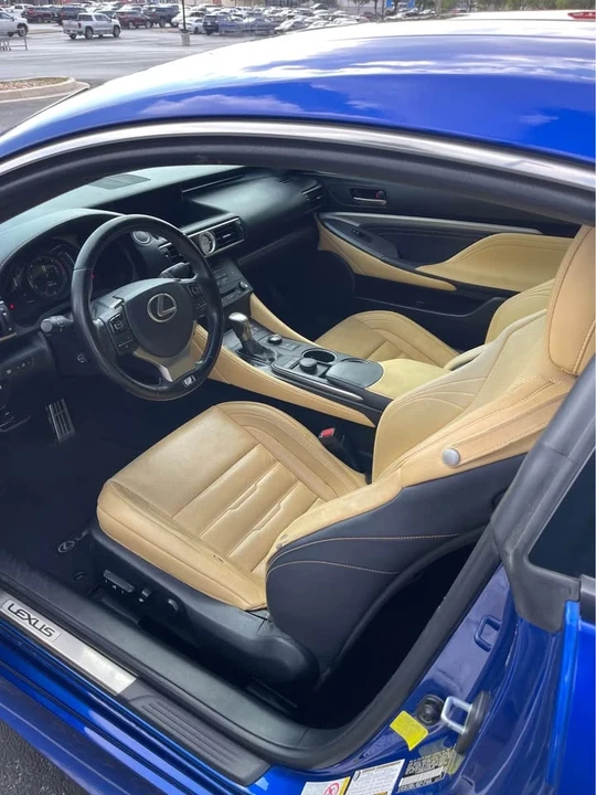 2017 Lexus RC - Image 8 of 20