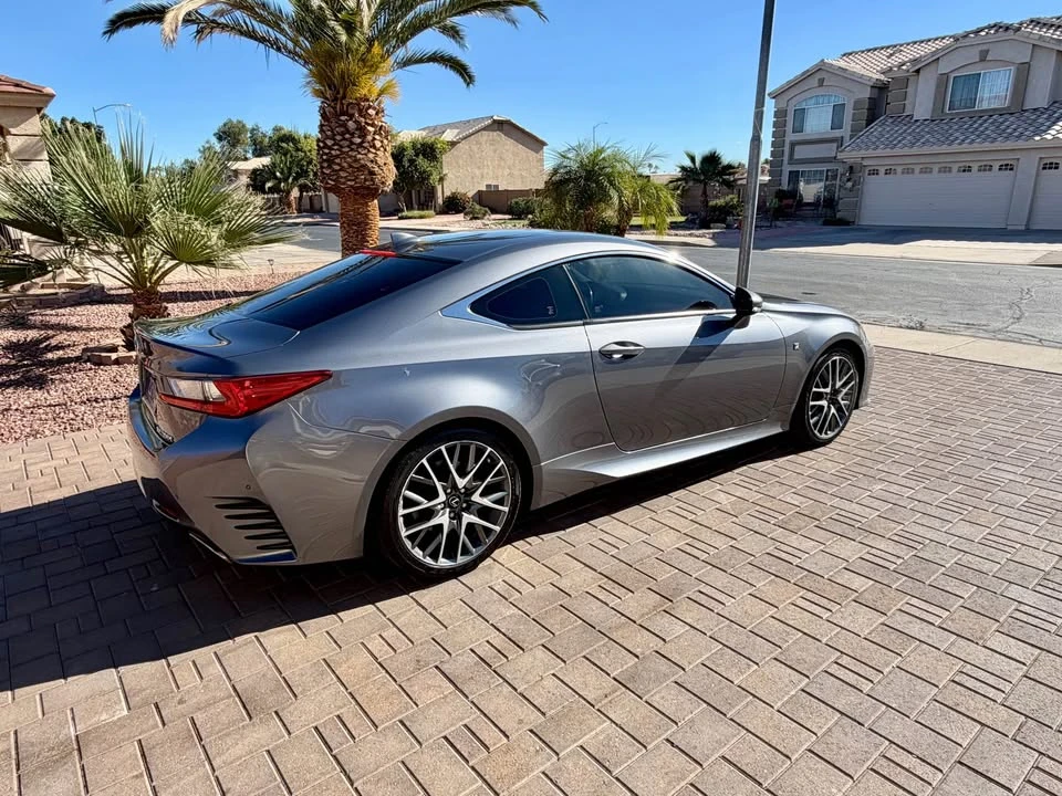 2017 Lexus RC - Image 4 of 14
