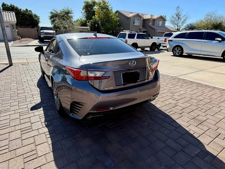 2017 Lexus RC - Image 5 of 14
