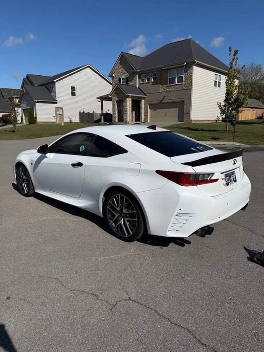 2017 Lexus RC - Image 9 of 13