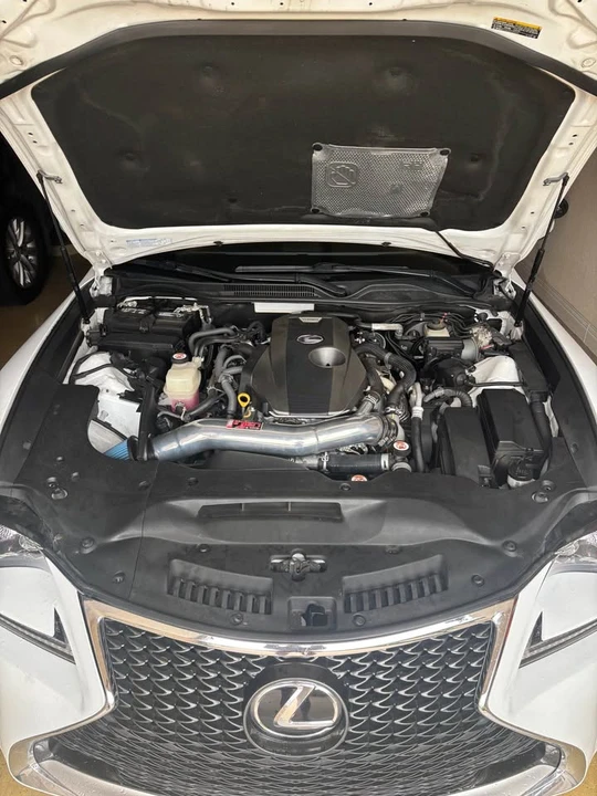 2017 Lexus RC - Image 3 of 5