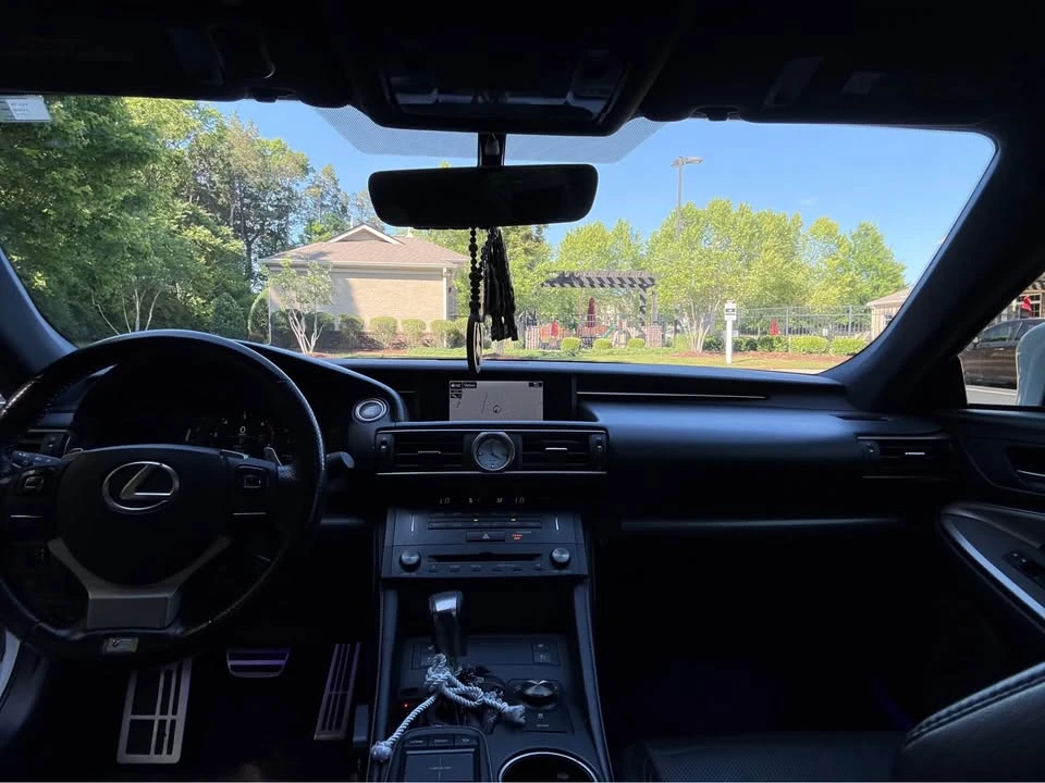 2017 Lexus RC - Image 12 of 15