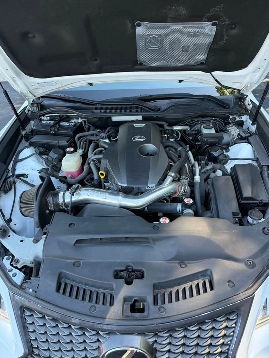 2017 Lexus RC - Image 14 of 15