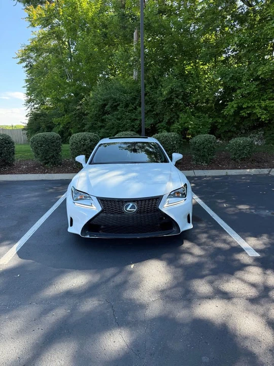 2017 Lexus RC - Image 2 of 15