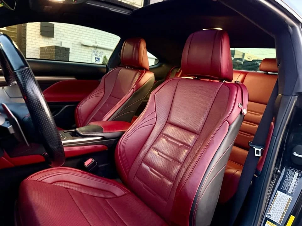 2017 Lexus RC - Image 16 of 19