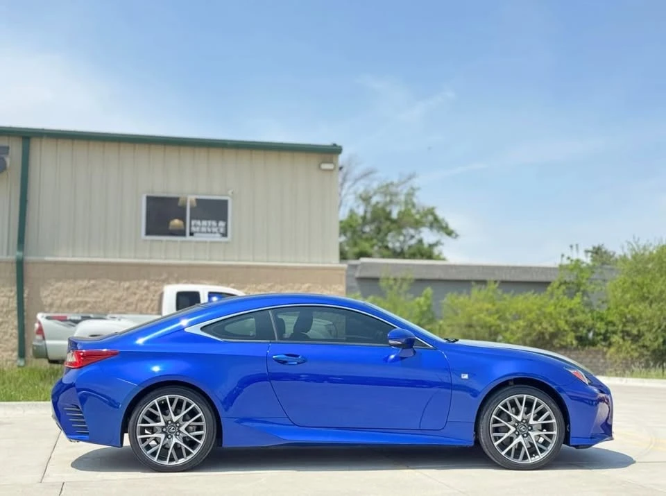 2017 Lexus RC - Image 2 of 16