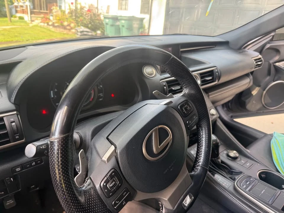 2017 Lexus RC - Image 3 of 6
