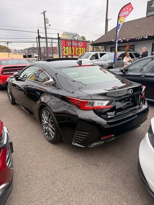 2017 Lexus RC - Image 2 of 11