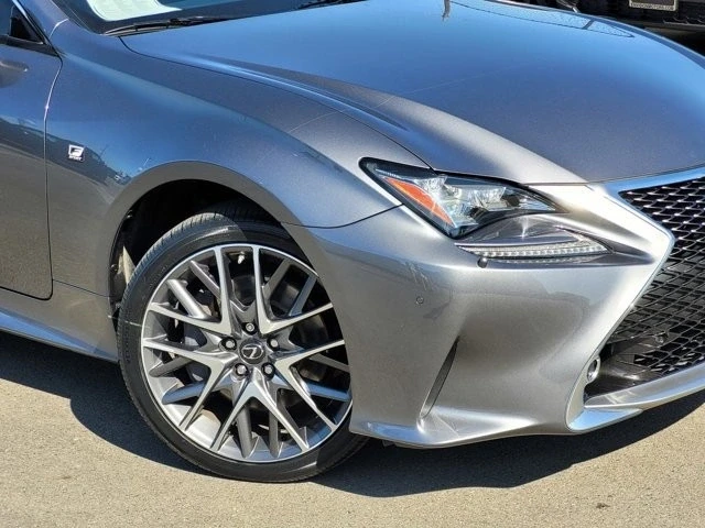 2017 Lexus RC - Image 3 of 12