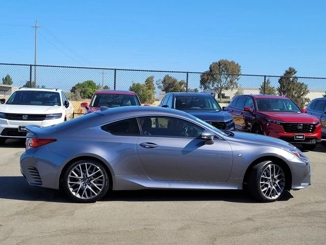 2017 Lexus RC - Image 4 of 12