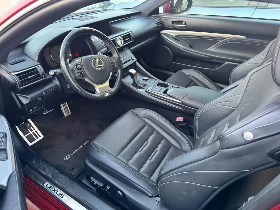 2017 Lexus RC - Image 8 of 8