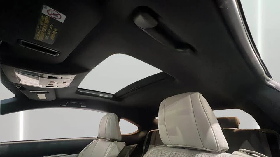 2017 Lexus RC - Image 2 of 10
