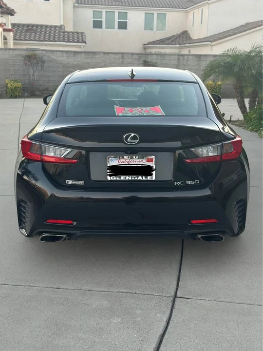 2017 Lexus RC - Image 2 of 7