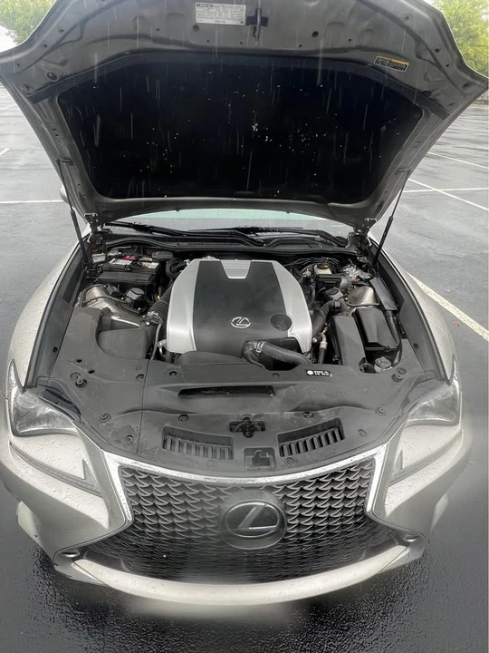 2017 Lexus RC F - Image 16 of 20