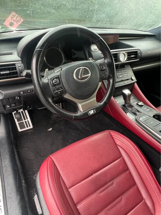 2017 Lexus RC F - Image 8 of 20