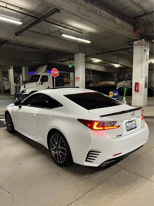 2017 Lexus RC - Image 8 of 20