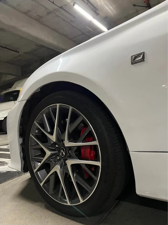2017 Lexus RC - Image 14 of 20