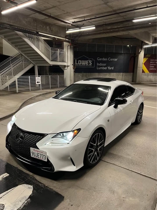2017 Lexus RC - Image 4 of 20