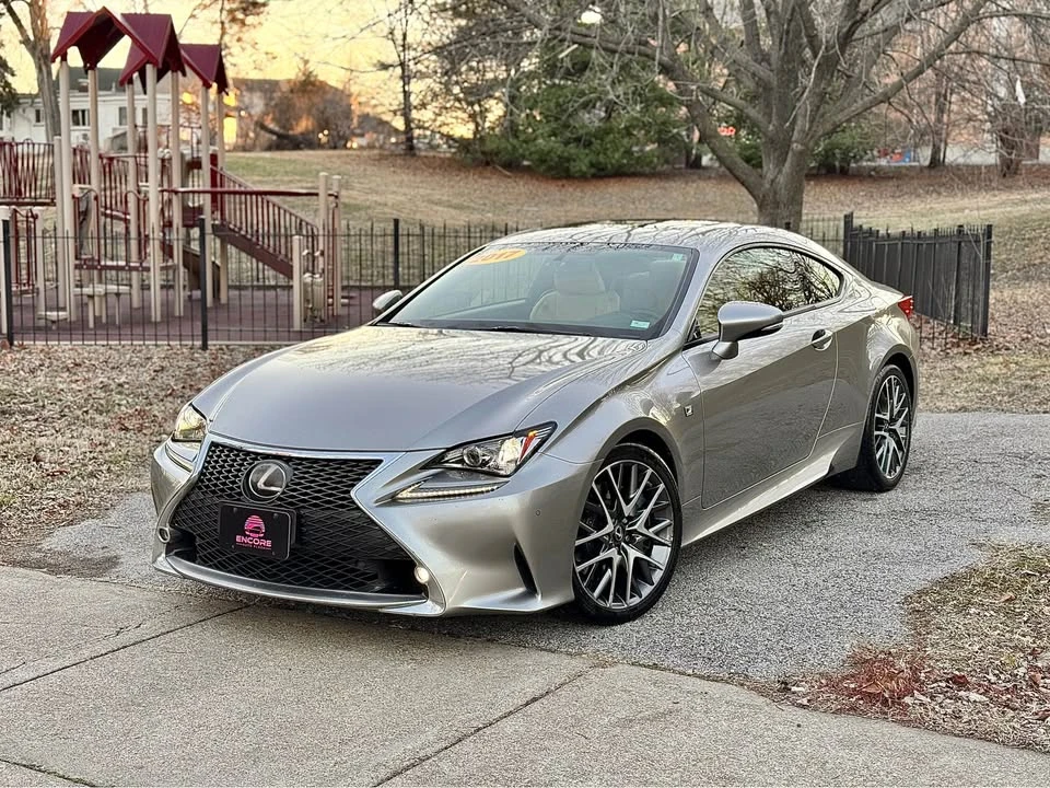 2017 Lexus RC - Image 20 of 20
