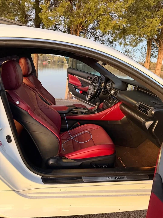 2017 Lexus RC - Image 15 of 17