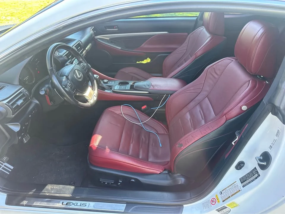 2017 Lexus RC - Image 11 of 16