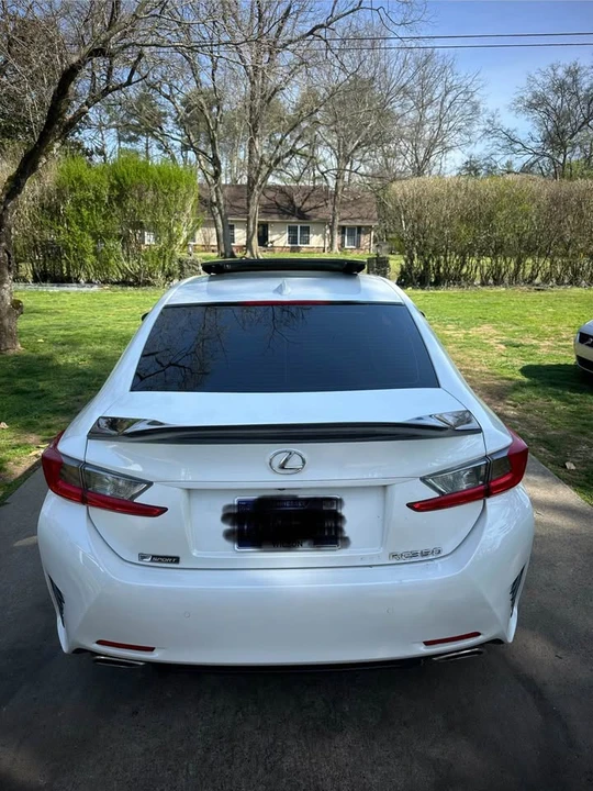 2017 Lexus RC - Image 9 of 16