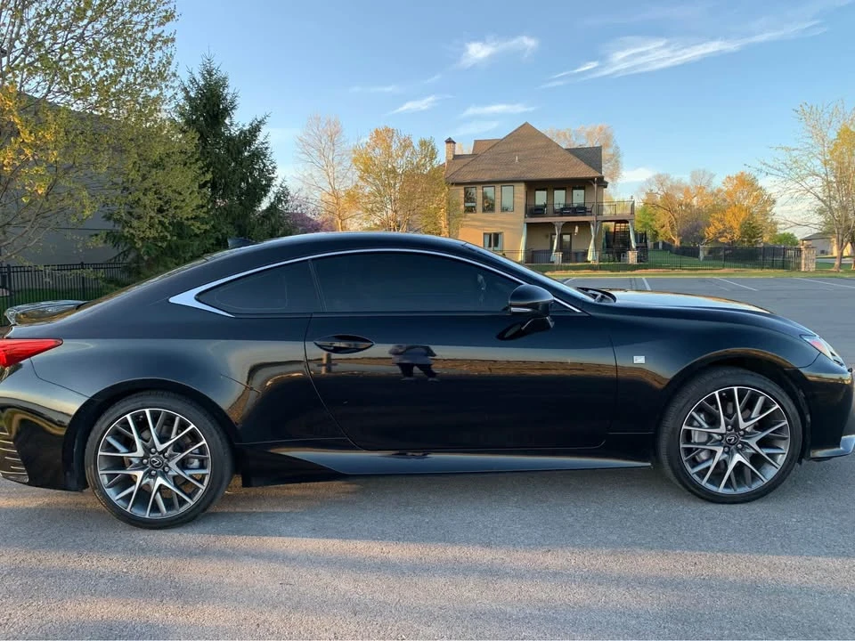 2017 Lexus RC - Image 4 of 10