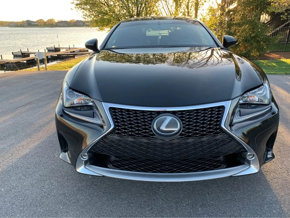 2017 Lexus RC - Image 2 of 10