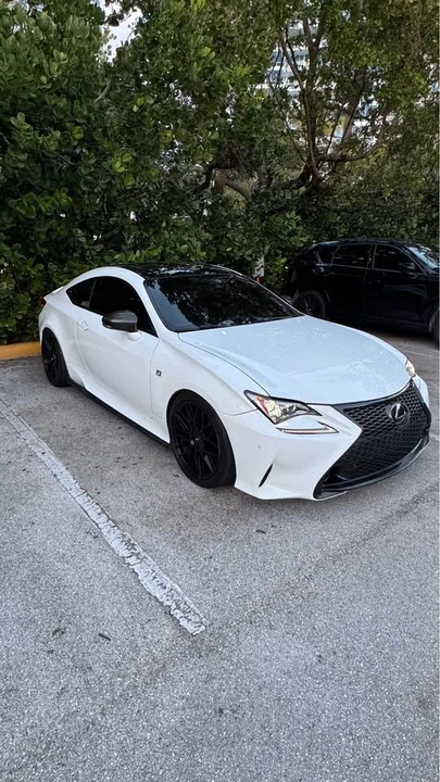 2017 Lexus RC - Image 2 of 7