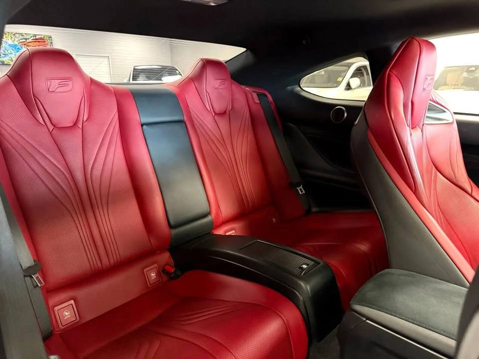 2017 Lexus RC F - Image 16 of 20