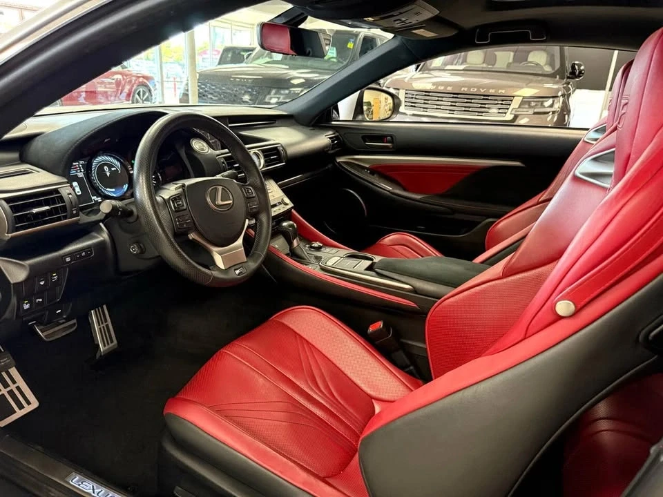 2017 Lexus RC F - Image 11 of 20