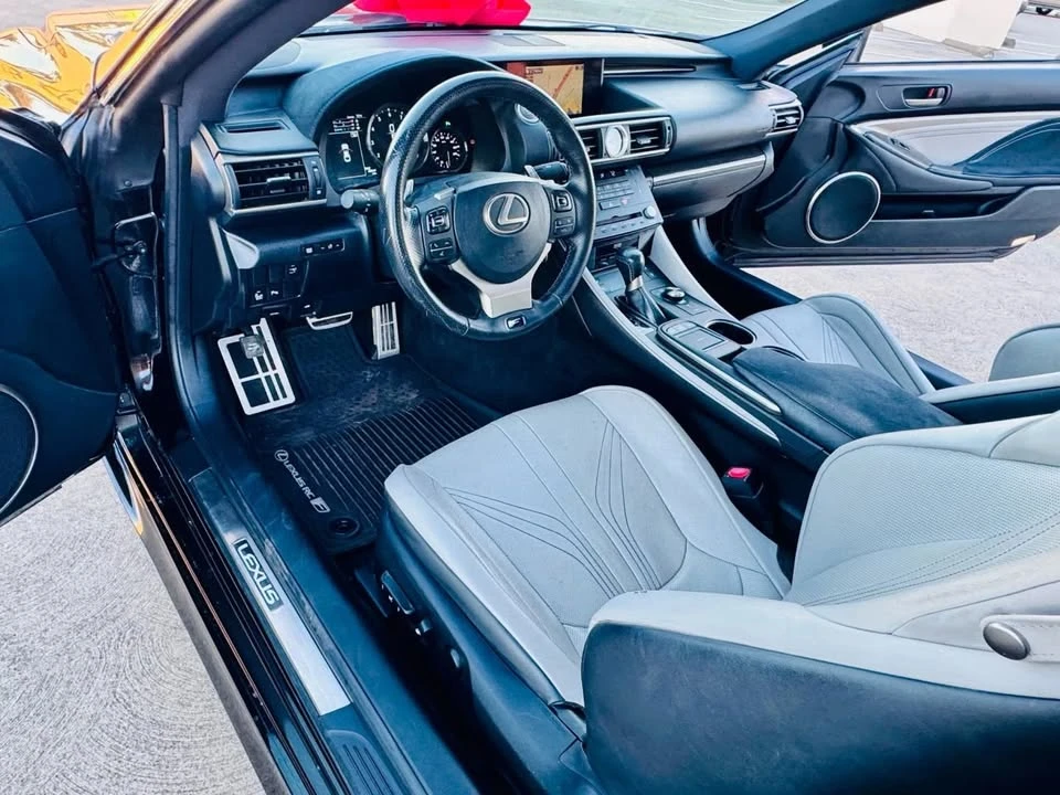 2017 Lexus RC F - Image 19 of 19