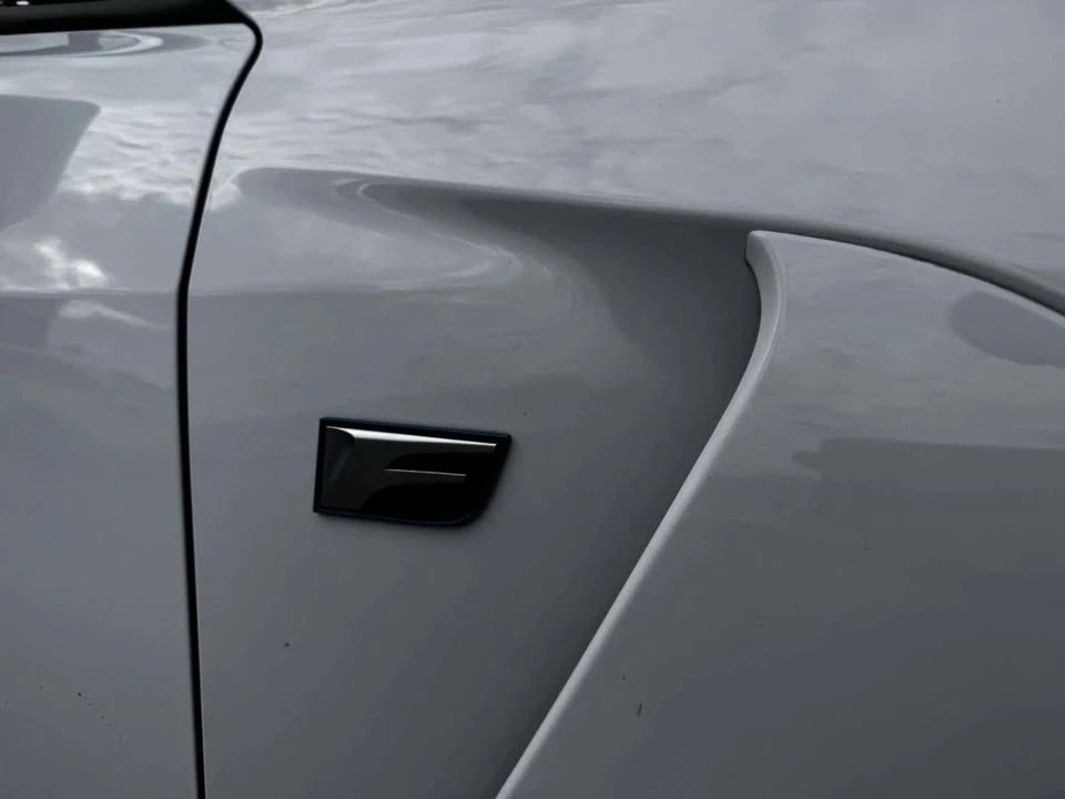 2017 Lexus RC F - Image 10 of 20
