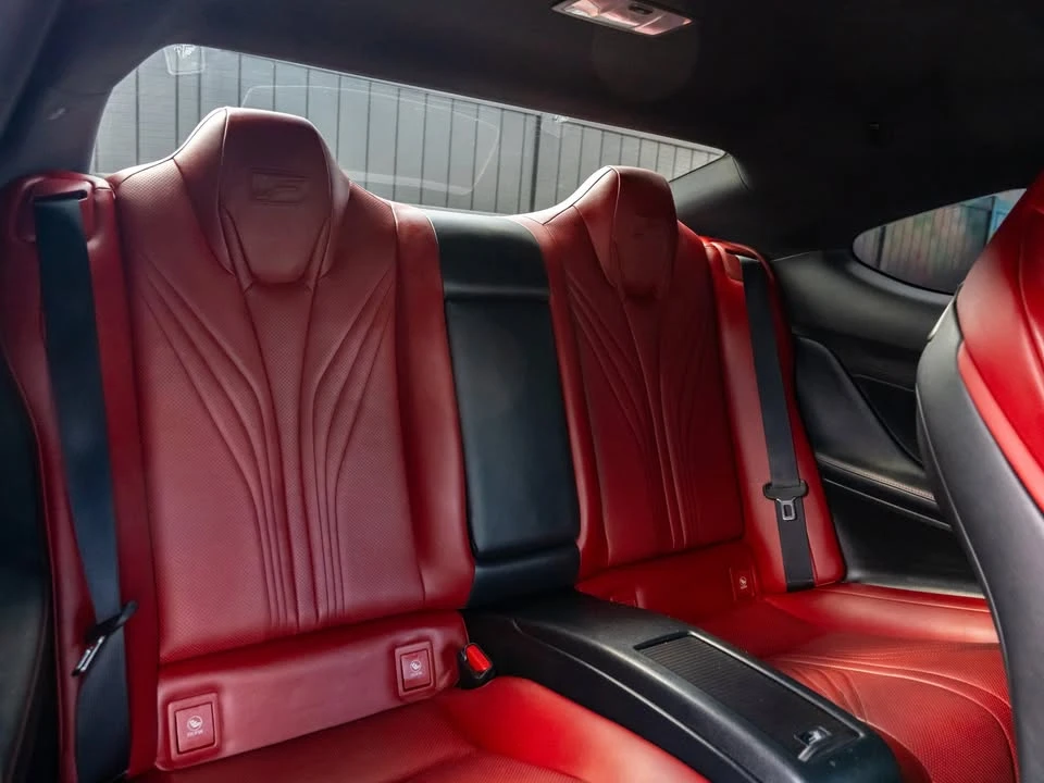 2017 Lexus RC F - Image 13 of 20