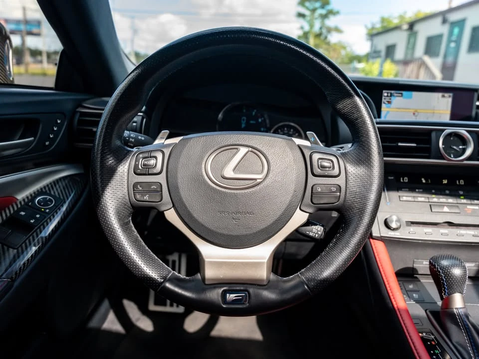 2017 Lexus RC F - Image 19 of 20