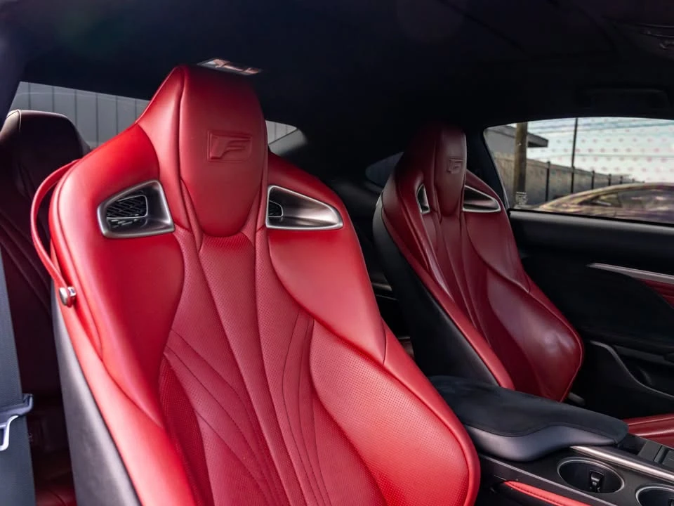 2017 Lexus RC F - Image 10 of 20