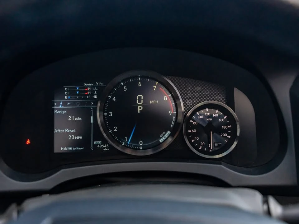 2017 Lexus RC F - Image 20 of 20
