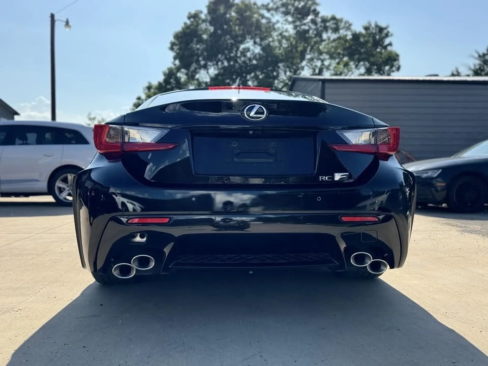 2017 Lexus RC F - Image 5 of 11