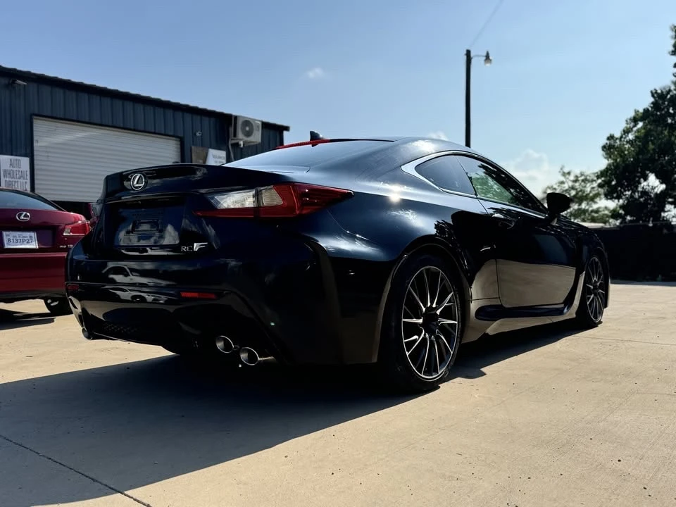 2017 Lexus RC F - Image 6 of 11