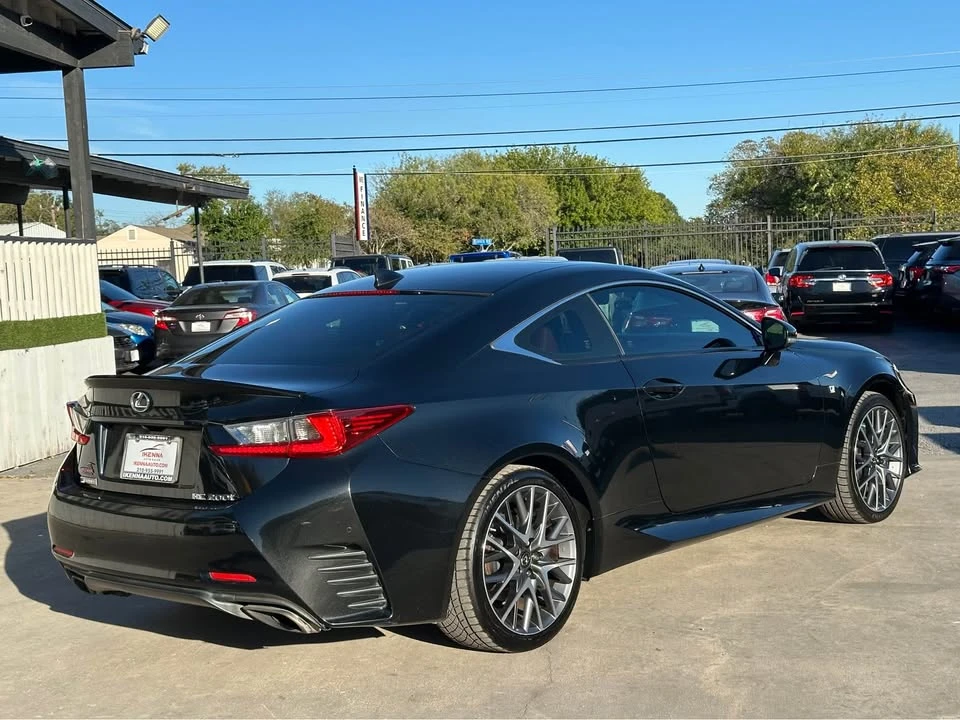 2017 Lexus RC F - Image 4 of 10