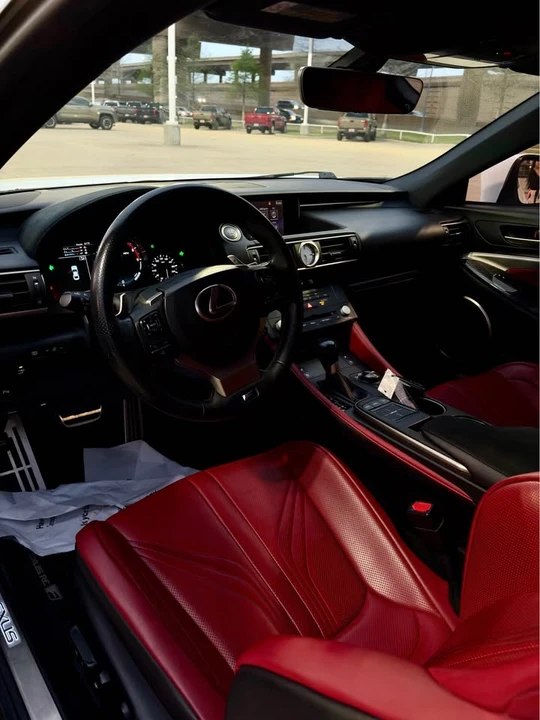 2017 Lexus RC F - Image 4 of 4