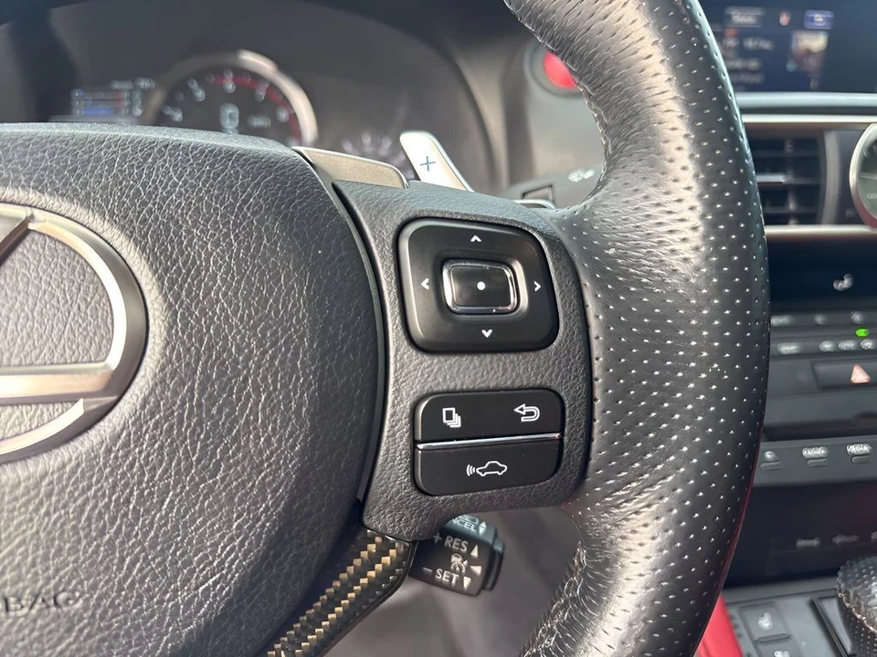 2017 Lexus RC F - Image 15 of 21