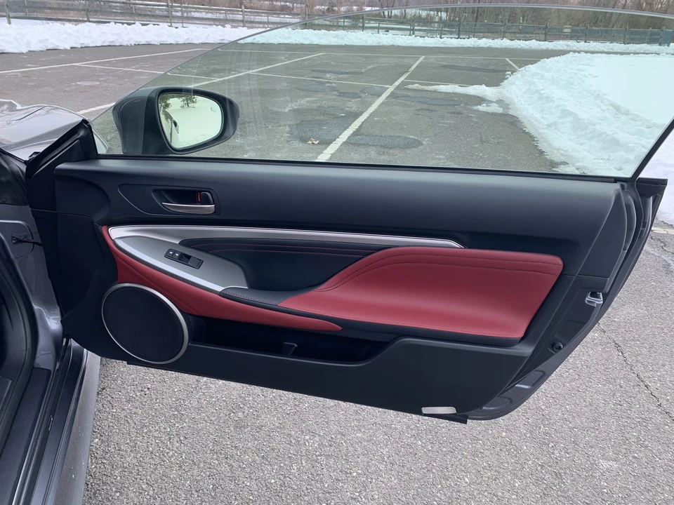 2017 Lexus RC F - Image 17 of 21