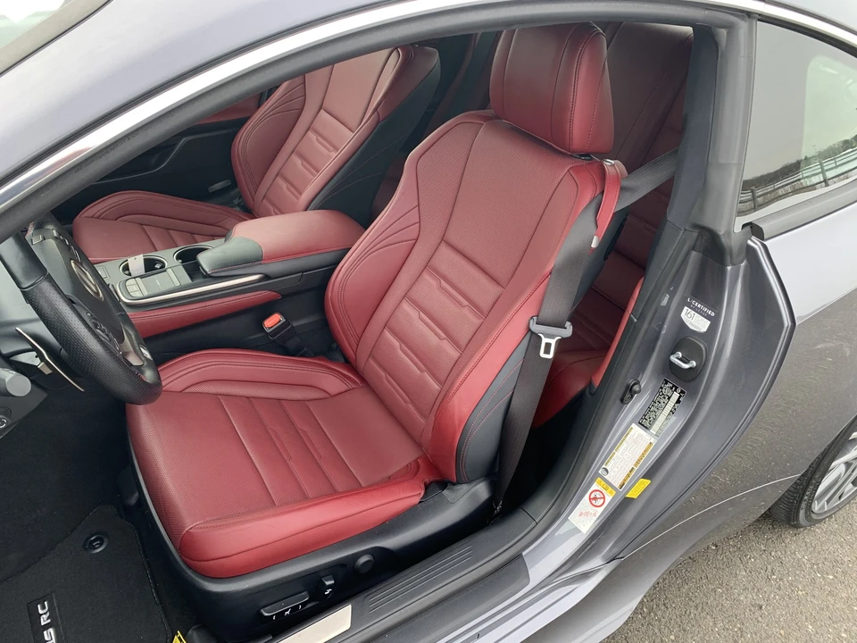 2017 Lexus RC F - Image 13 of 21