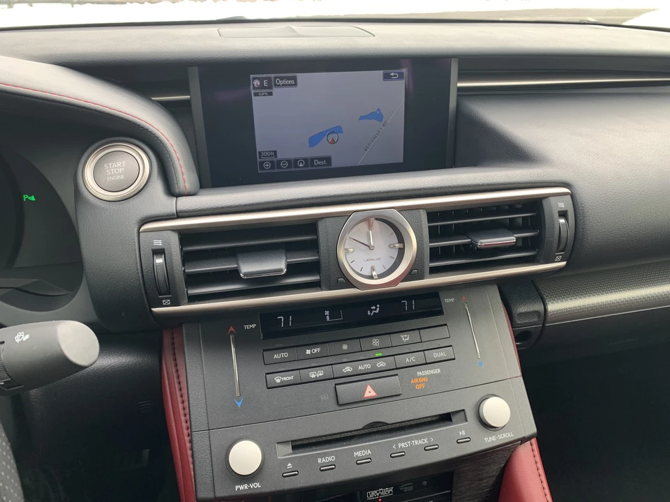2017 Lexus RC F - Image 21 of 21