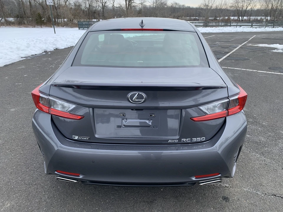 2017 Lexus RC F - Image 6 of 21