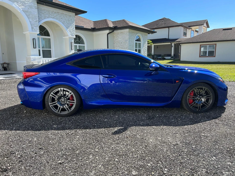2017 Lexus RC F - Image 13 of 31