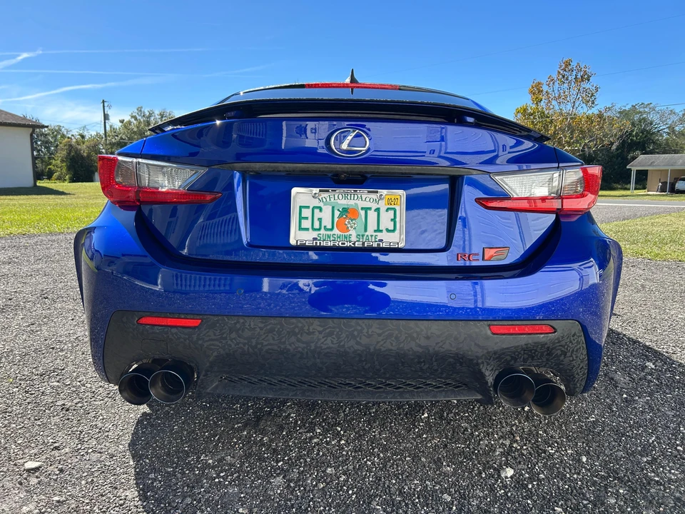 2017 Lexus RC F - Image 11 of 31